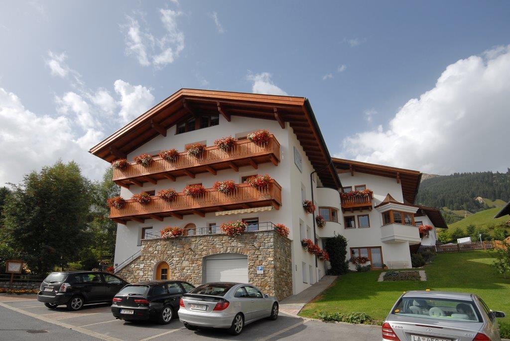 Apart Hotel Garni Kofler Fiss Exterior photo